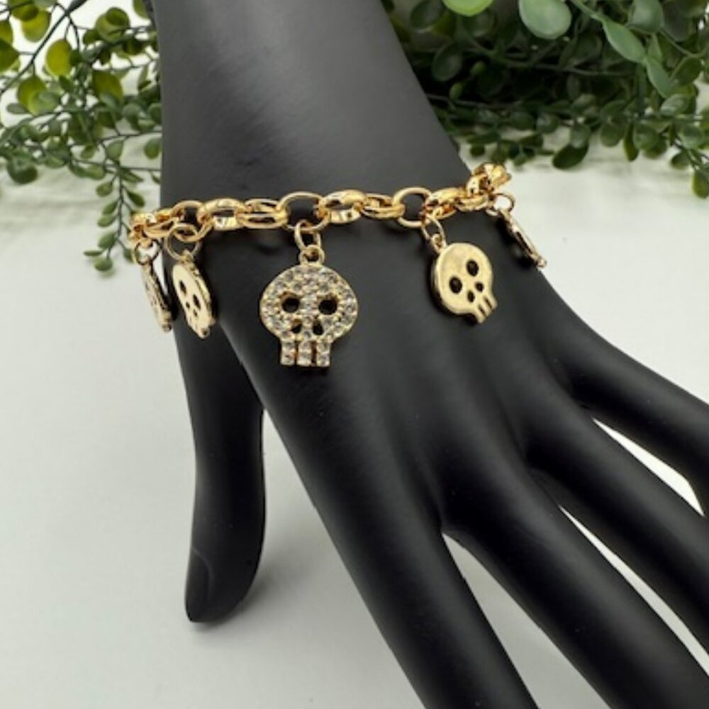 Nordstrom CARA New York Gold Tone Charm Bracelet with Glittering Skulls